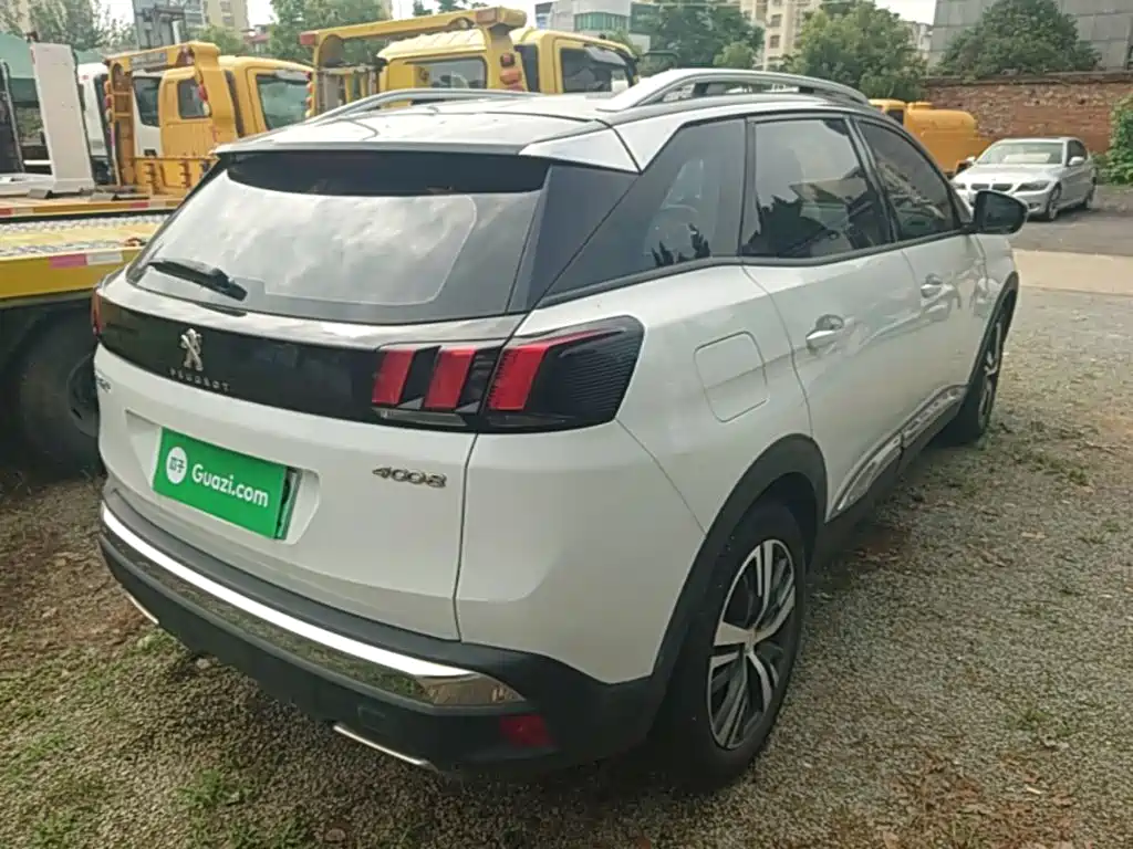 标致4008新能源 标致4008新能源 2020款 1.6 T PHEV 三擎豪华版