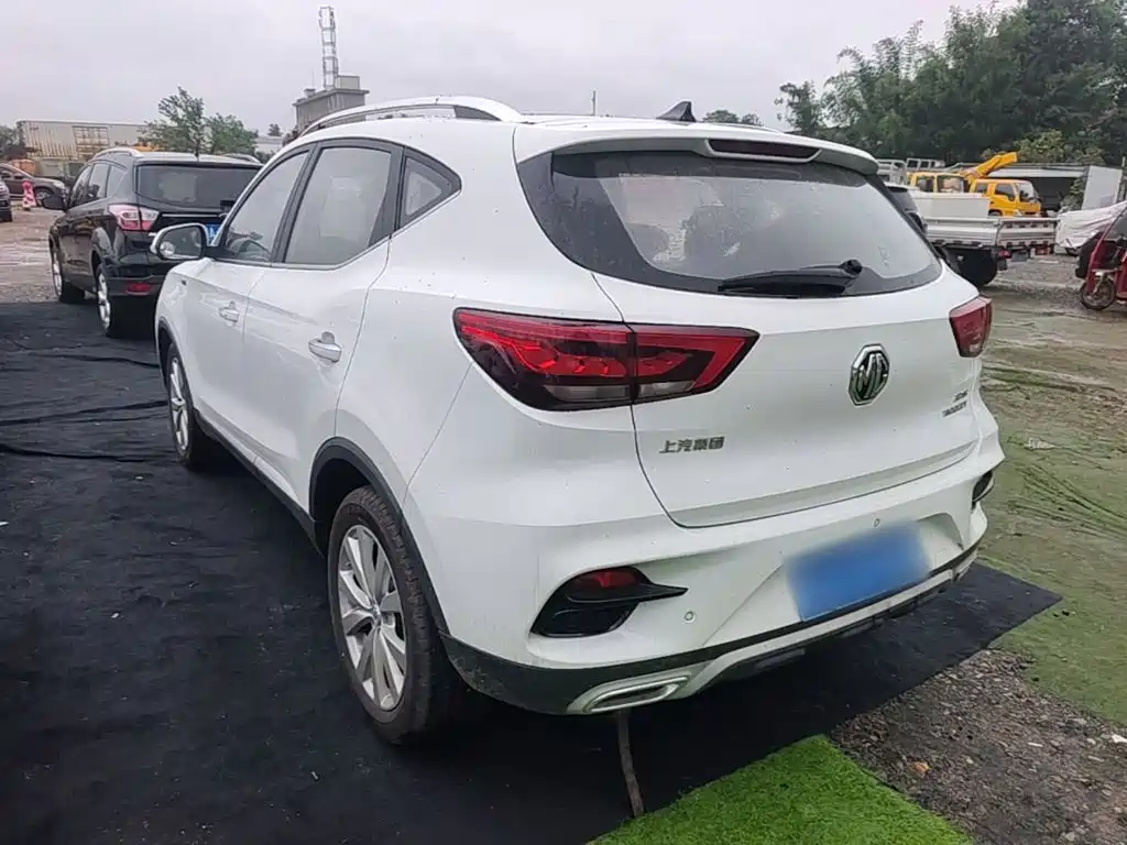 MG ZS 180 DVVT Auto Lite