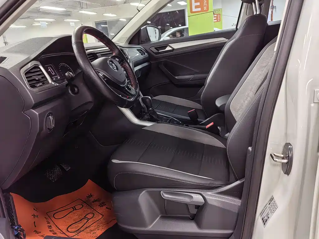 T-ROC 280 TSI DSG 2 WD Progressive CN-V