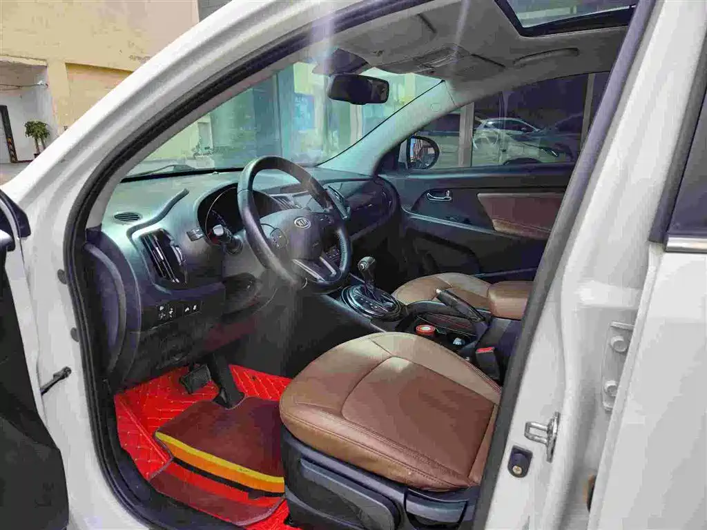 Sportage 2.0 L Auto 2 WD GLS