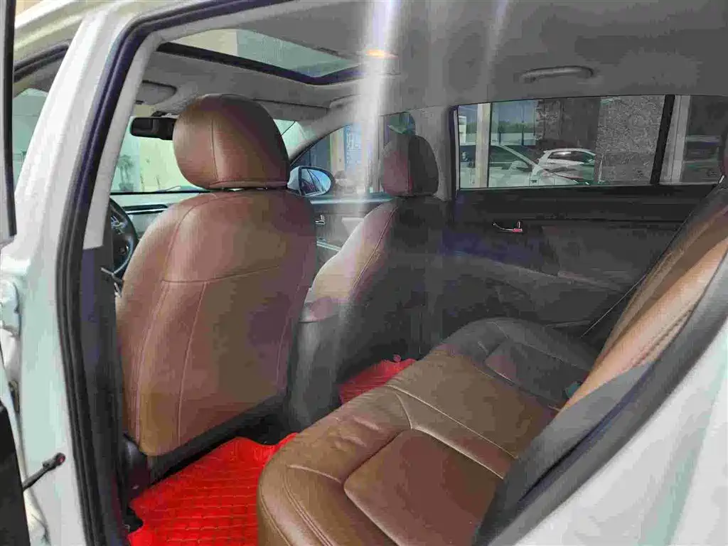 Sportage 2.0 L Auto 2 WD GLS