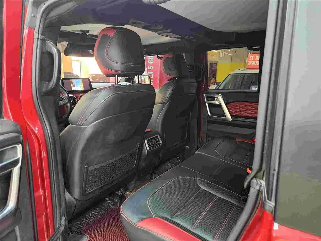BAIC BJ40 2.0 T Auto 4 WD City Hunter Swordsman