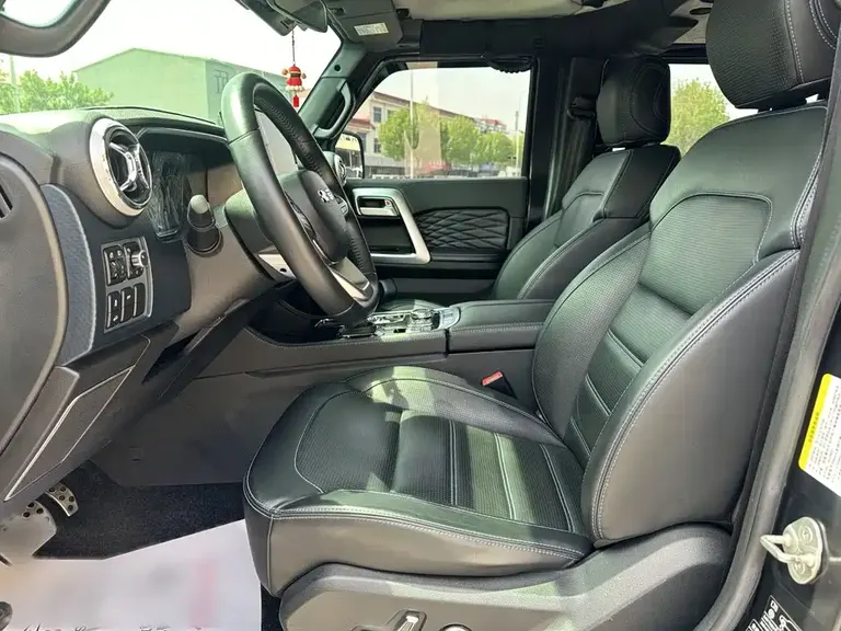 BAIC BJ40 2.0 D Auto 4 WD Blade Hero Swordsman
