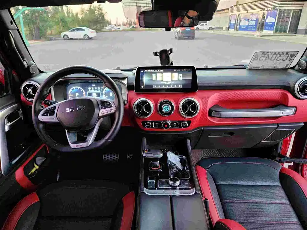 BAIC BJ40 2.0 T Auto 4 WD Tribute 2020 Swordsman