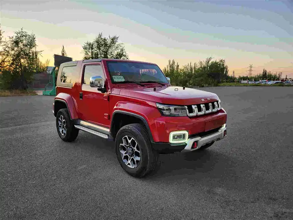 BAIC BJ40 2.0 T Auto 4 WD Tribute 2020 Swordsman