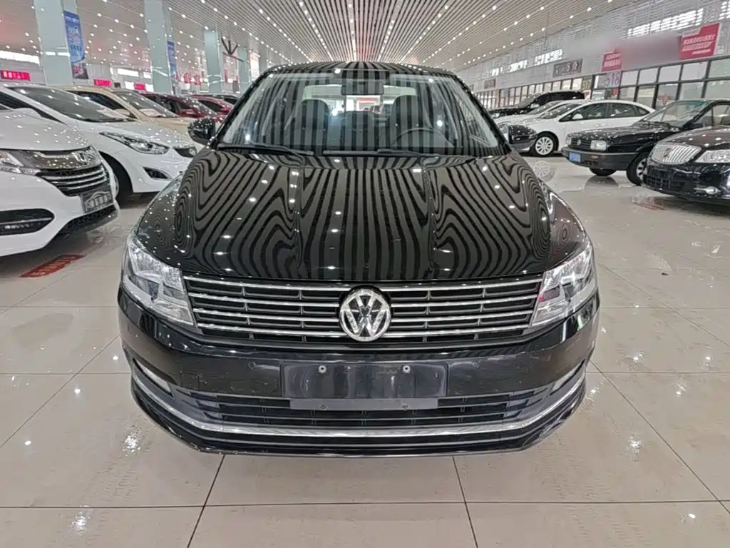 Lavida 1.6 L Auto Comfort