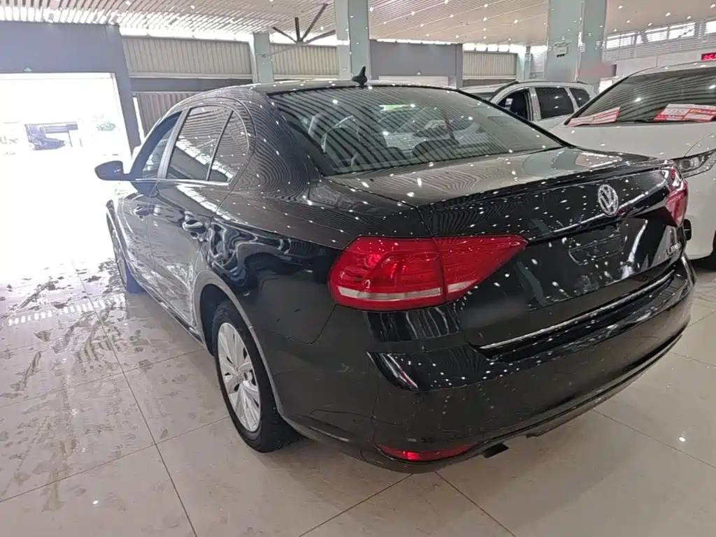Lavida 1.6 L Auto Comfort