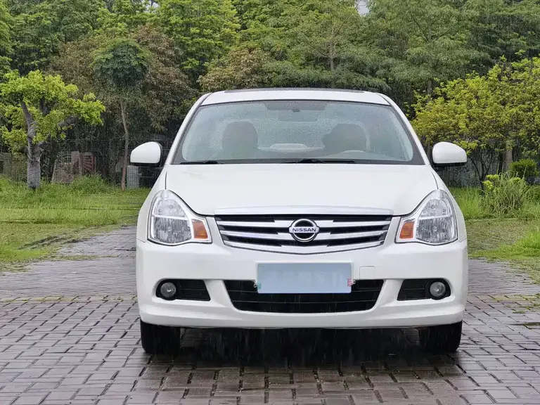 Nissan Sylphy Classic 1.6 XE+ CVT Connected Luxury