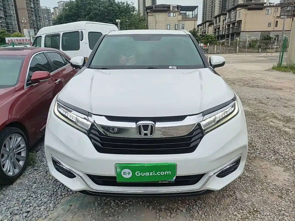 Avancier 370 TURBO 4 WD Premium