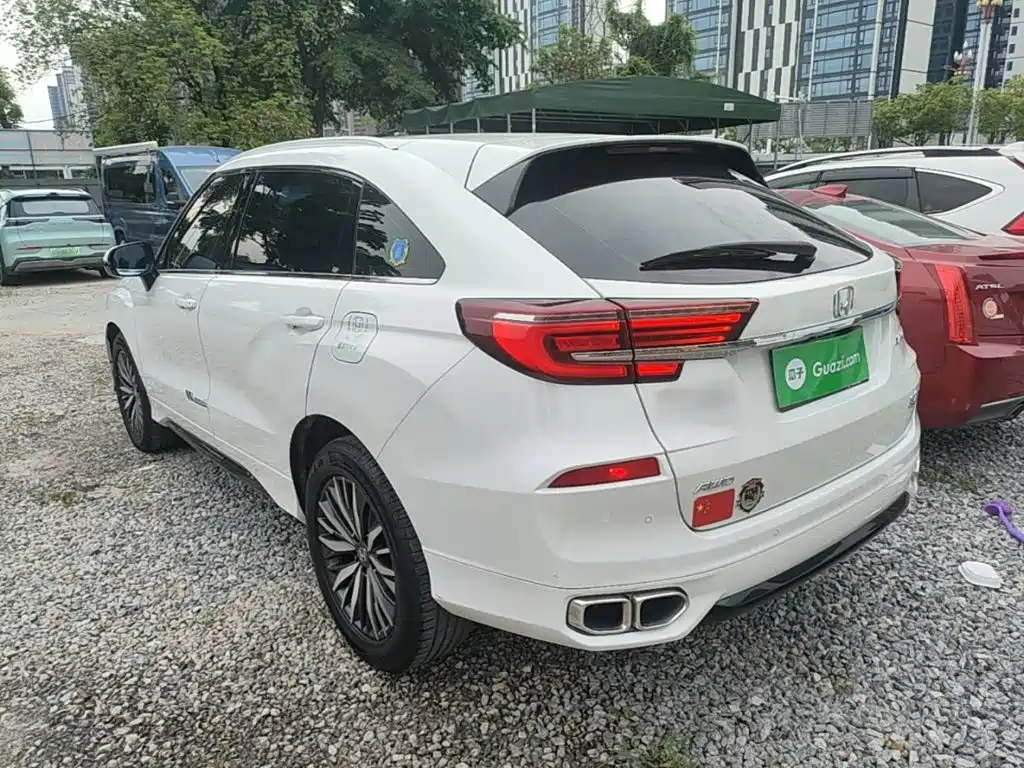 Avancier 370 TURBO 4 WD Premium