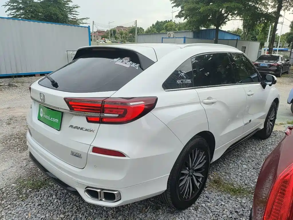 Avancier 370 TURBO 4 WD Premium