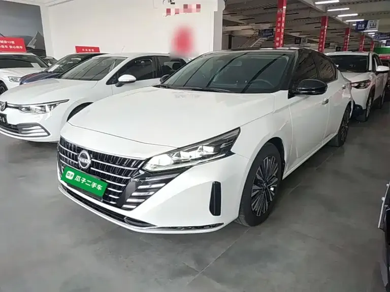 Nissan Teana 2.0 L XL-TLS Joy