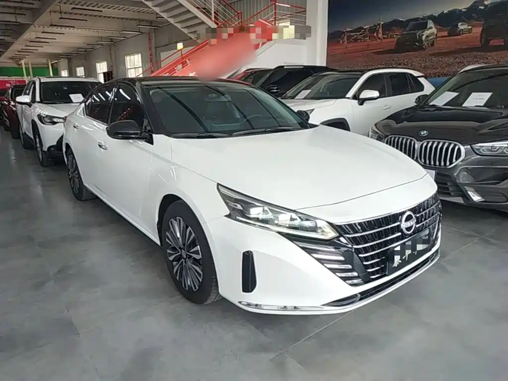 Teana 2.0 L XL-TLS Joy