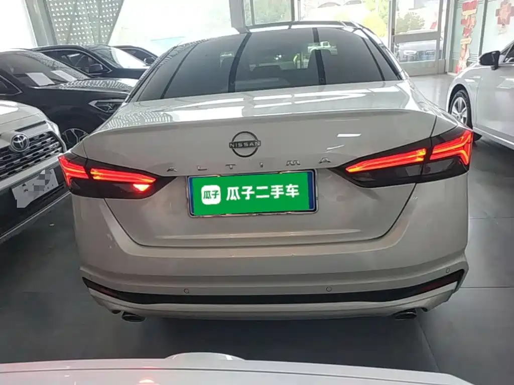 Teana 2.0 L XL-TLS Joy