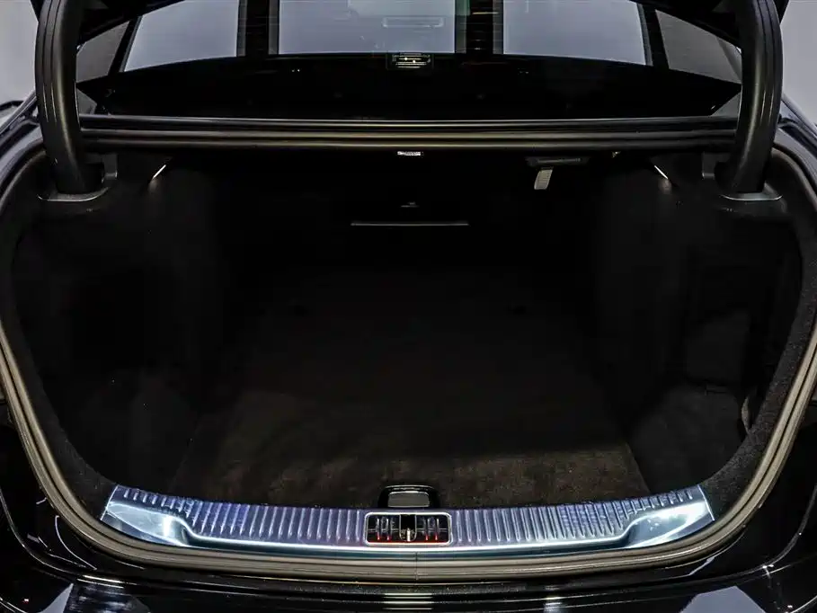 Maybach S-Class S 480 4 MATIC