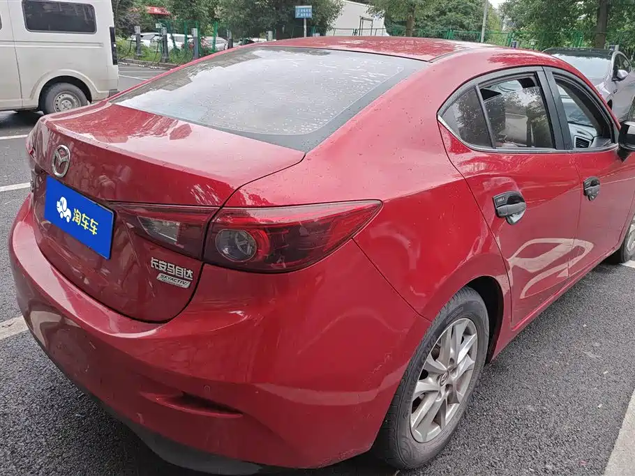 Mazda 3 Axela Sedan 1.5 L Auto Luxury CN-V