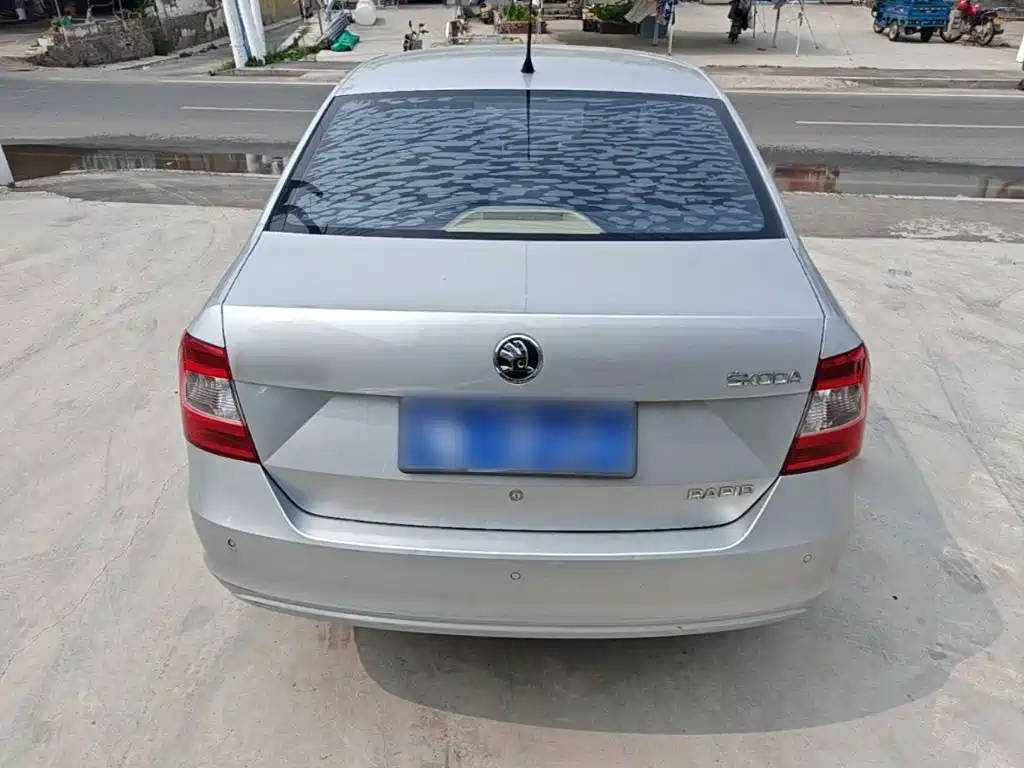 Rapid 昕锐 2015款 1.6 L 手动智选型