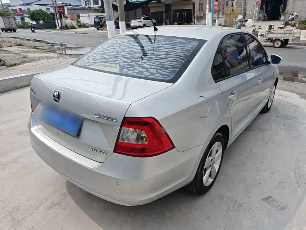 Rapid 昕锐 2015款 1.6 L 手动智选型