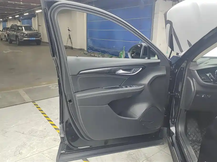 Envision S Facelift Envision S 552 T 2 WD Luxury