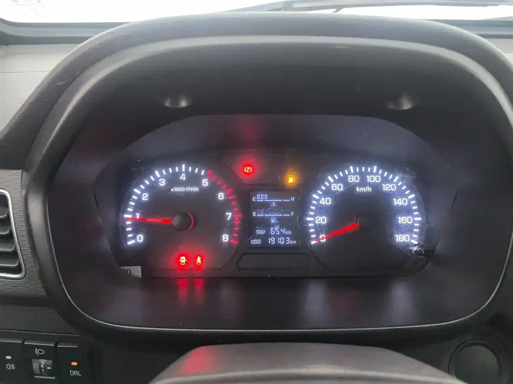 Xiangling M 祥菱M 2021款 1.6 L M1舒适特别版
