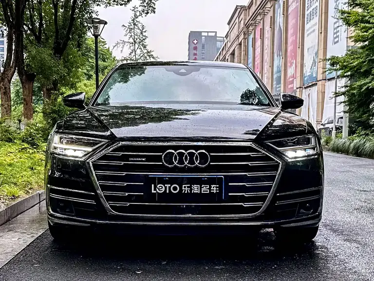 Audi A8 A8 L 55 TFSI quattro Distinguished