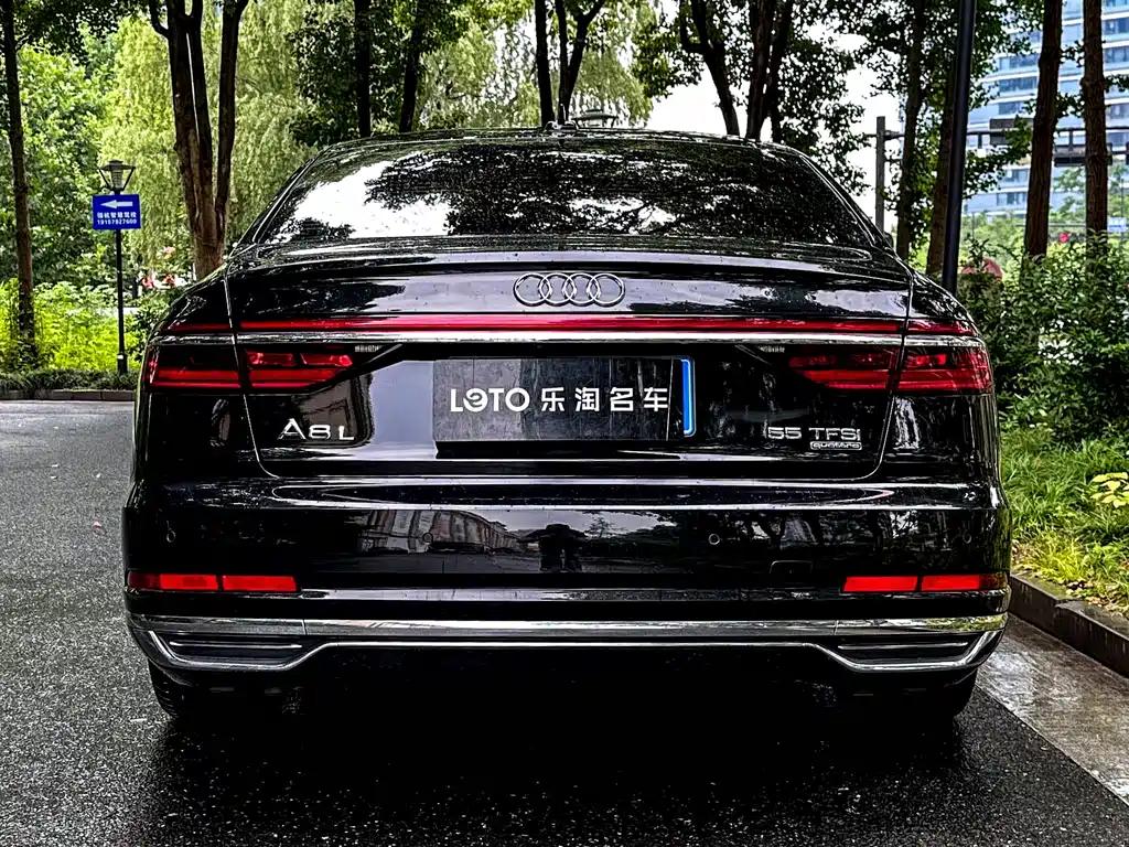 Audi A8 A8 L 55 TFSI quattro Distinguished