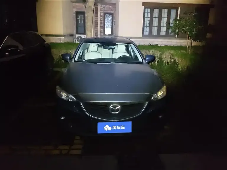 Mazda Atenza 2.0 L Blue Sky Luxury