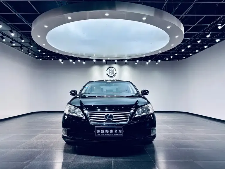 Lexus ES 350 Luxury