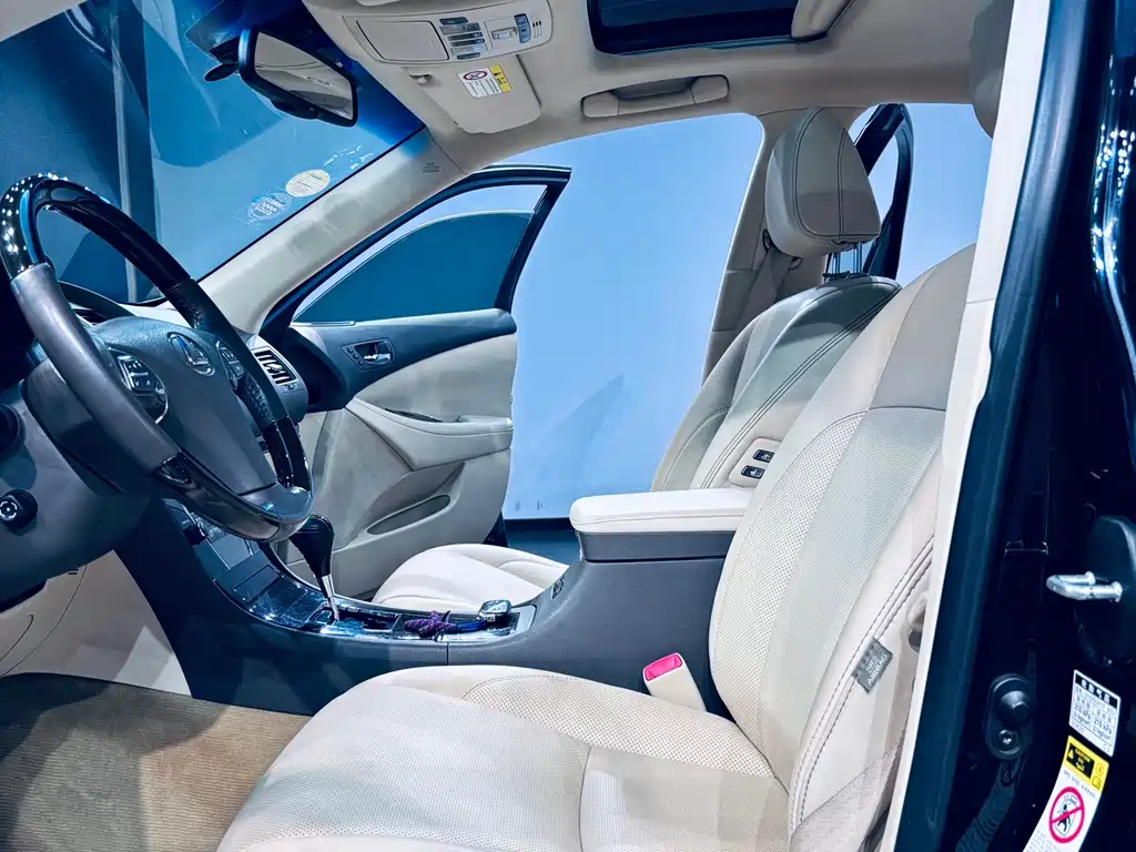 Lexus ES 350 Luxury