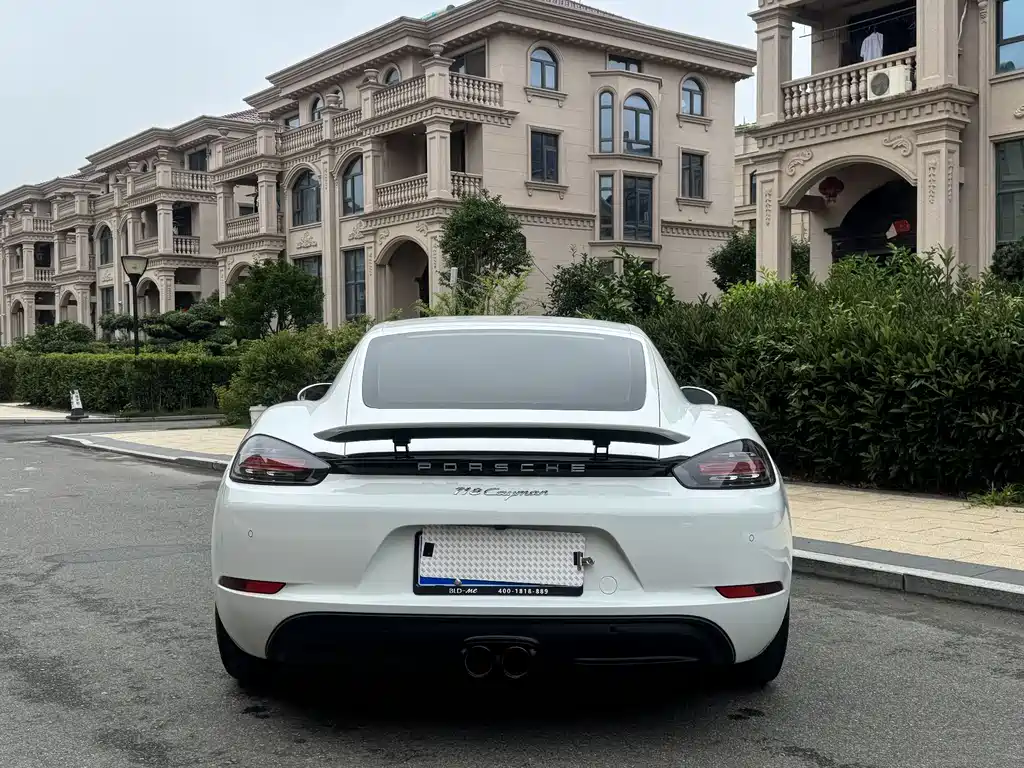 Porsche 718 Cayman 2.0 T