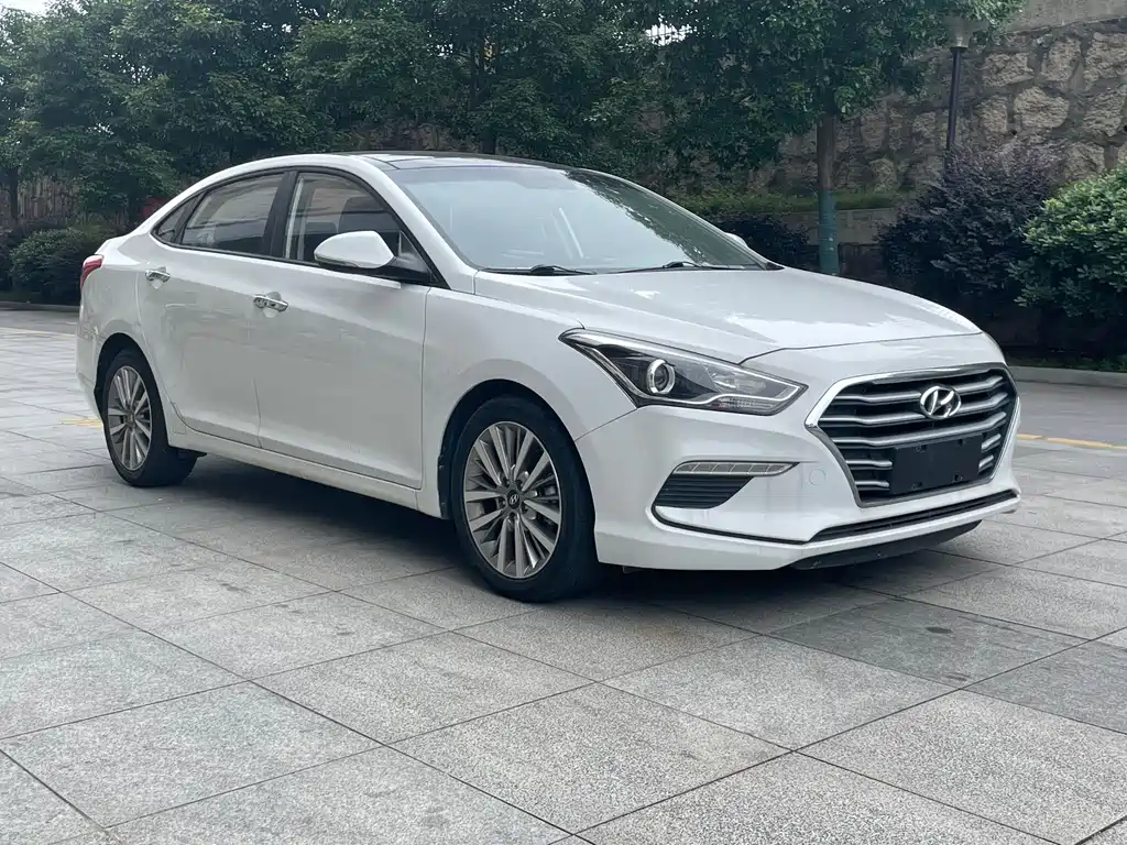Mistra 1.8 L Auto Intelligent GLS CN-V
