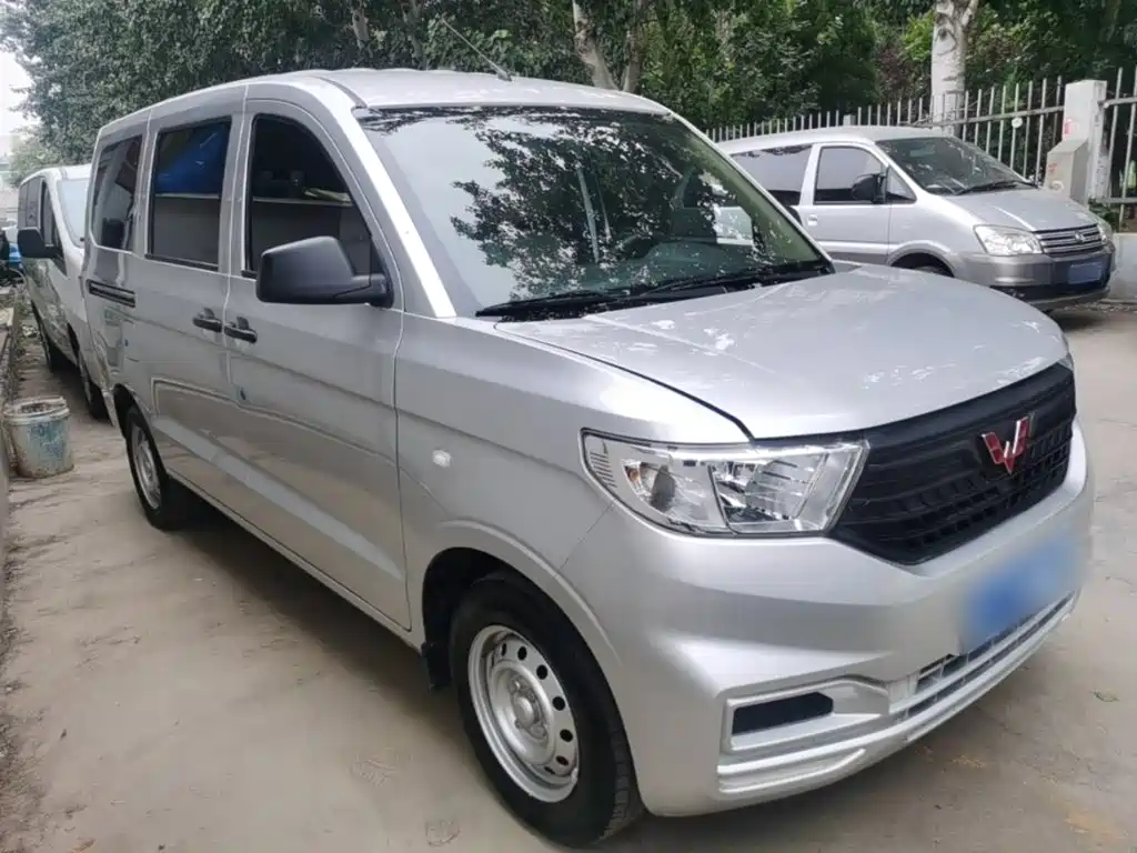 Wuling Hongguang V 1.5 L Power Take Electric Assist LAR