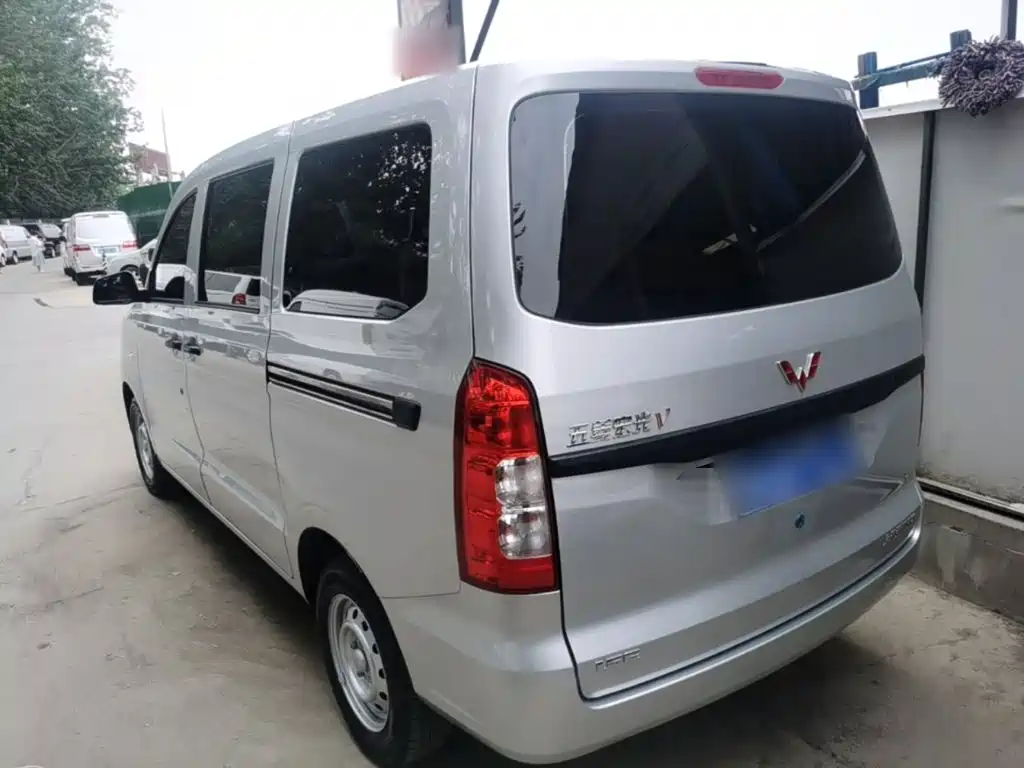 Wuling Hongguang V 1.5 L Power Take Electric Assist LAR