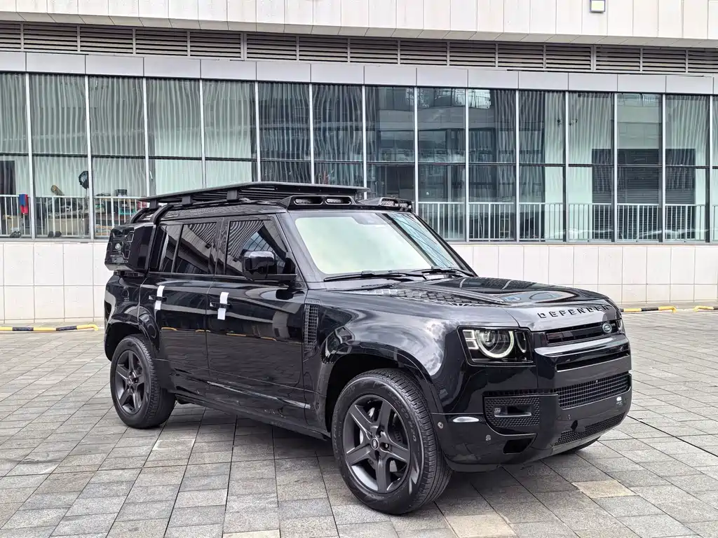 Land Rover Defender 110 3.0 T P400 X-DYNAMIC HSE