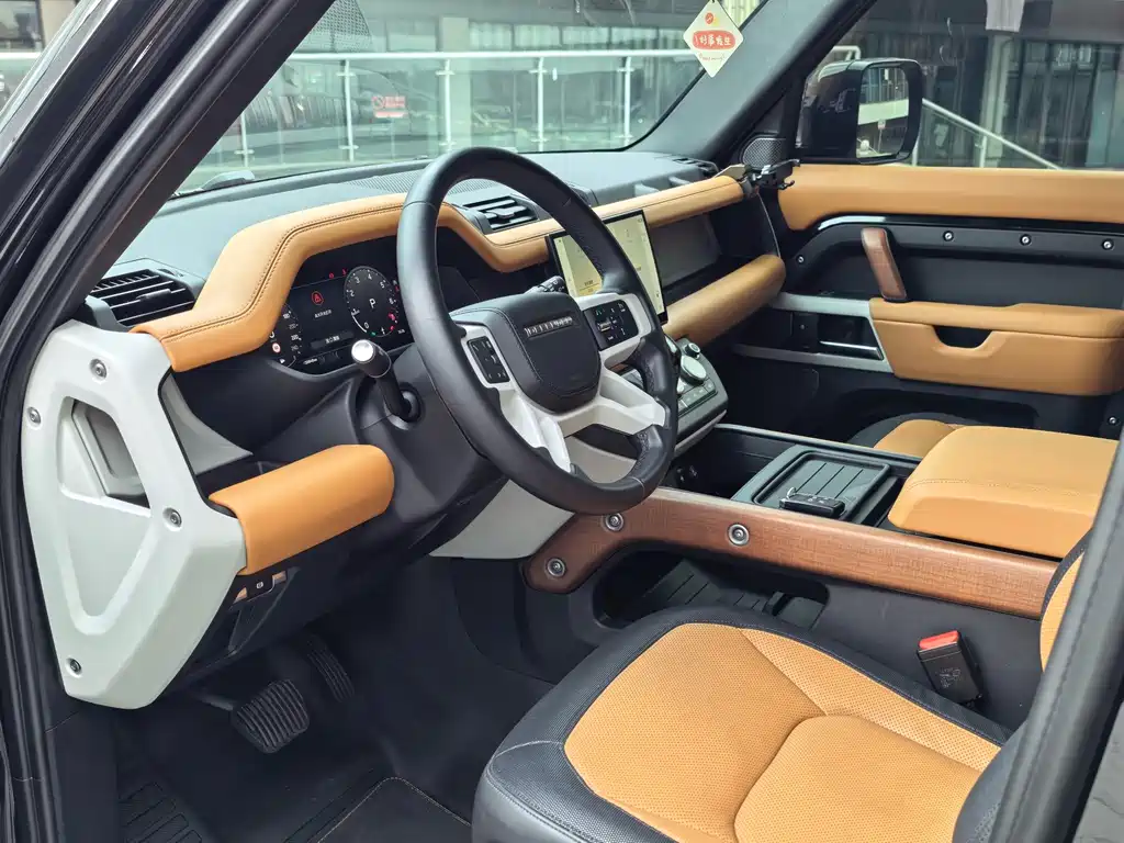 Land Rover Defender 110 3.0 T P400 X-DYNAMIC HSE