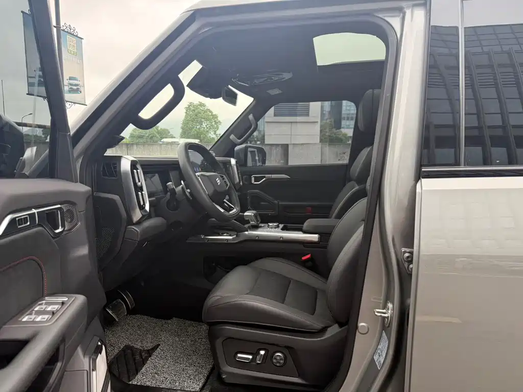 Jetour Traveller 2.0 T 4 WD Cross PRO+