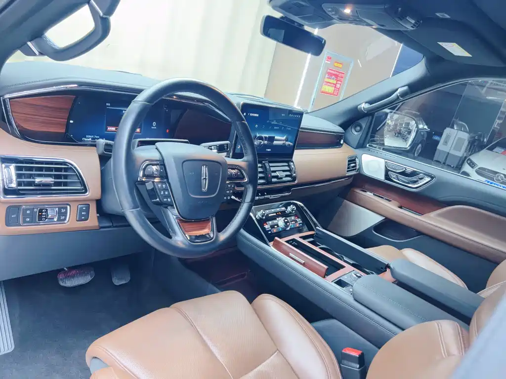 Navigator 3.5 T Honor Shine