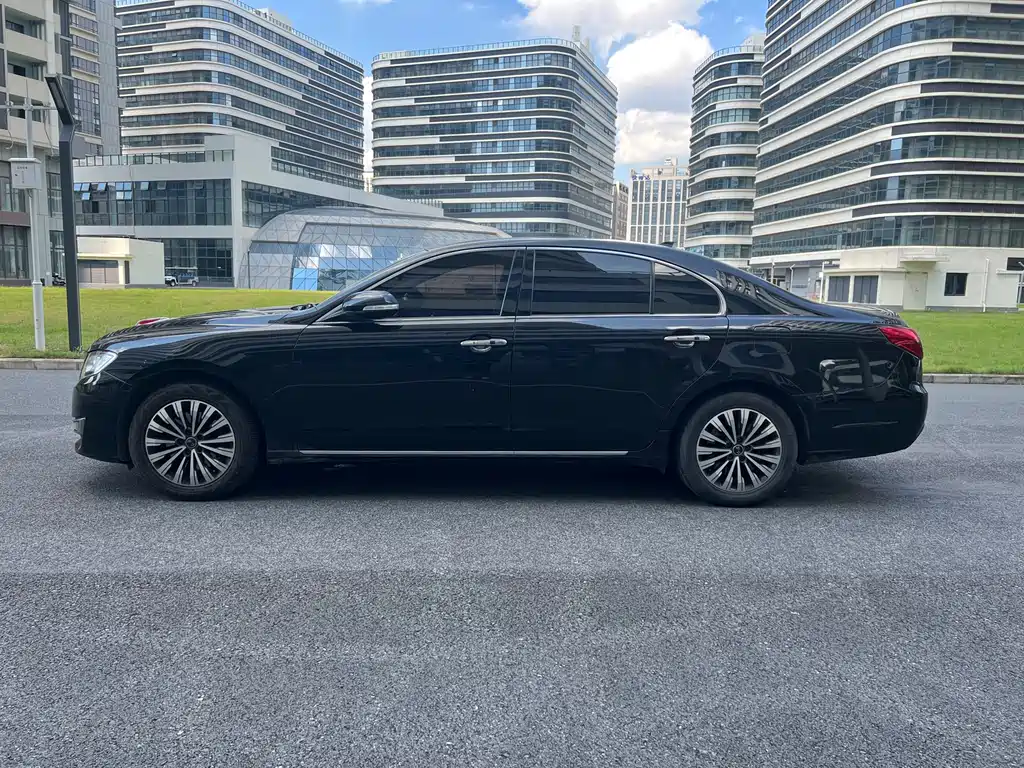 Hongqi H7 2.0 T Elite