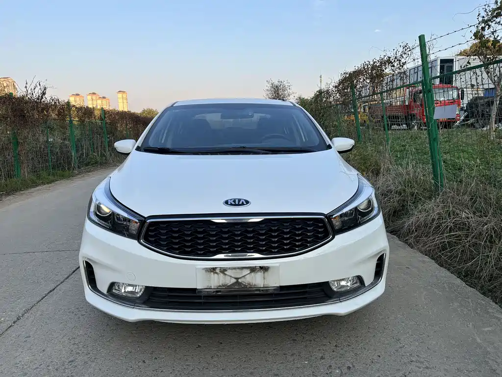 Kia K3 1.6 L Manual GL
