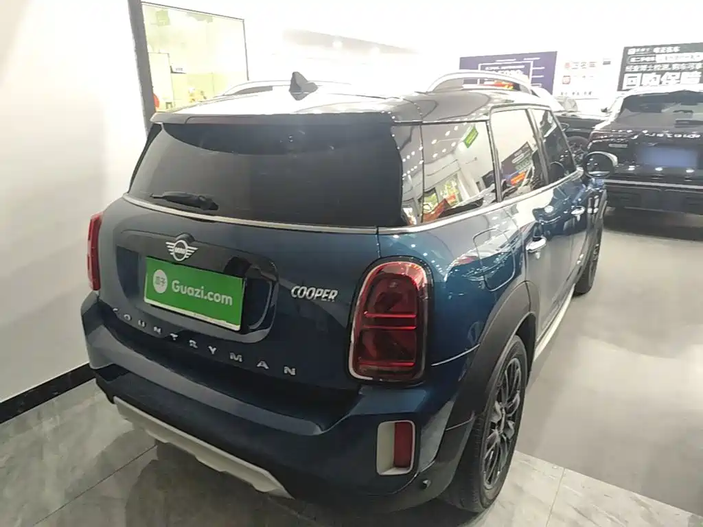 MINI COUNTRYMAN MINI COUNTRYMAN 2021款 1.5 T COOPER ALL4 拉古纳蓝限量版