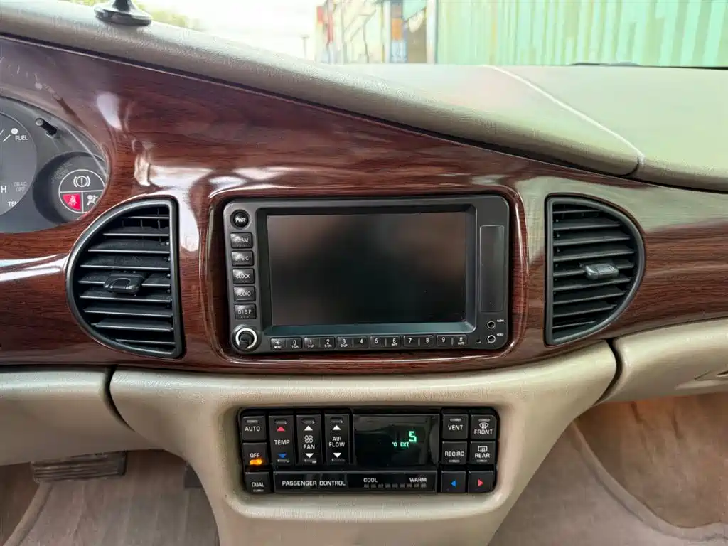 Buick New Century Buick New Century 3.0 Auto