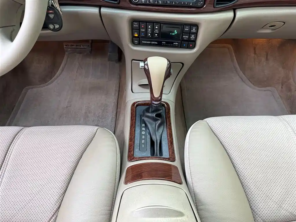 Buick New Century Buick New Century 3.0 Auto