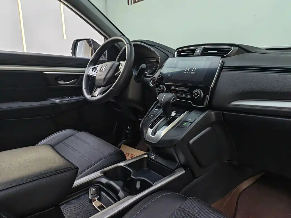 Honda CR-V 240 TURBO CVT 2 WD Urban