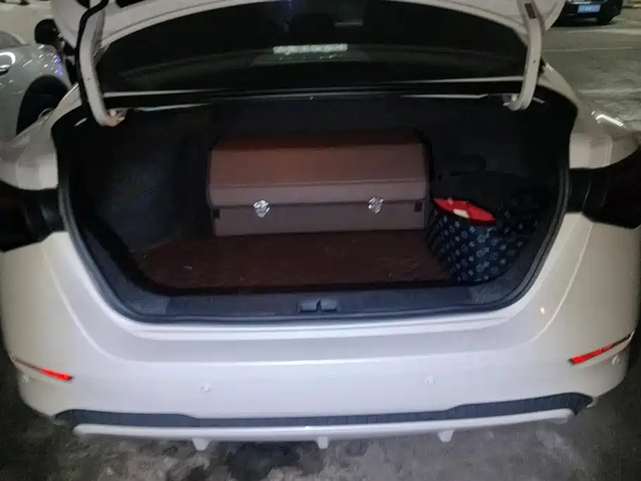 Sylphy 1.6 L XL CVT Joy