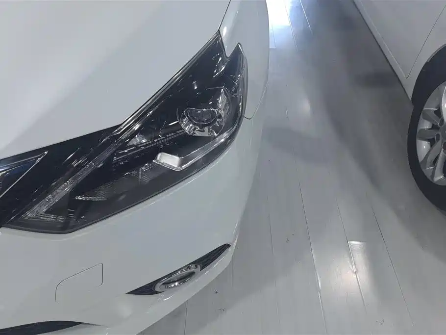 Sylphy 1.6 XL CVT Luxury