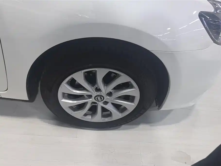Sylphy 1.6 XL CVT Luxury
