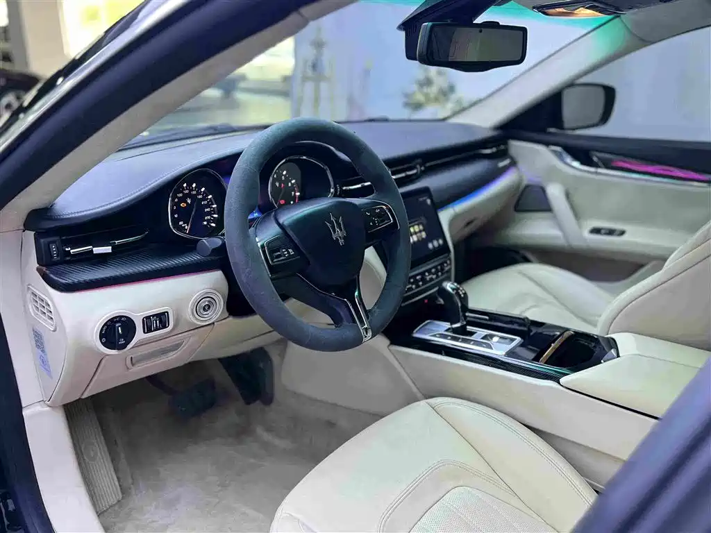Quattroporte 3.0 T Standard