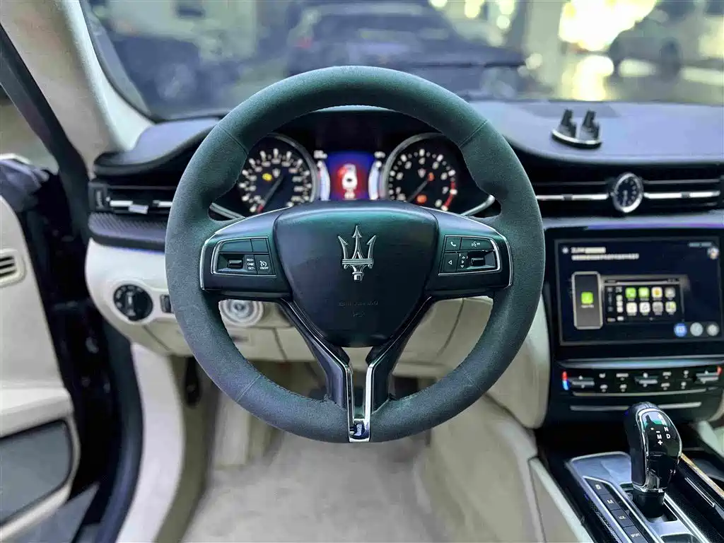 Quattroporte 3.0 T Standard