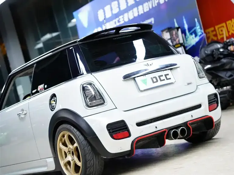 MINI 1.6 T COOPER S 50 Camden