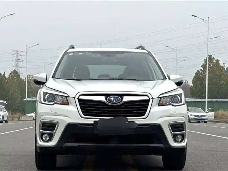 Subaru Forester 2.0 i Luxury EyeSight